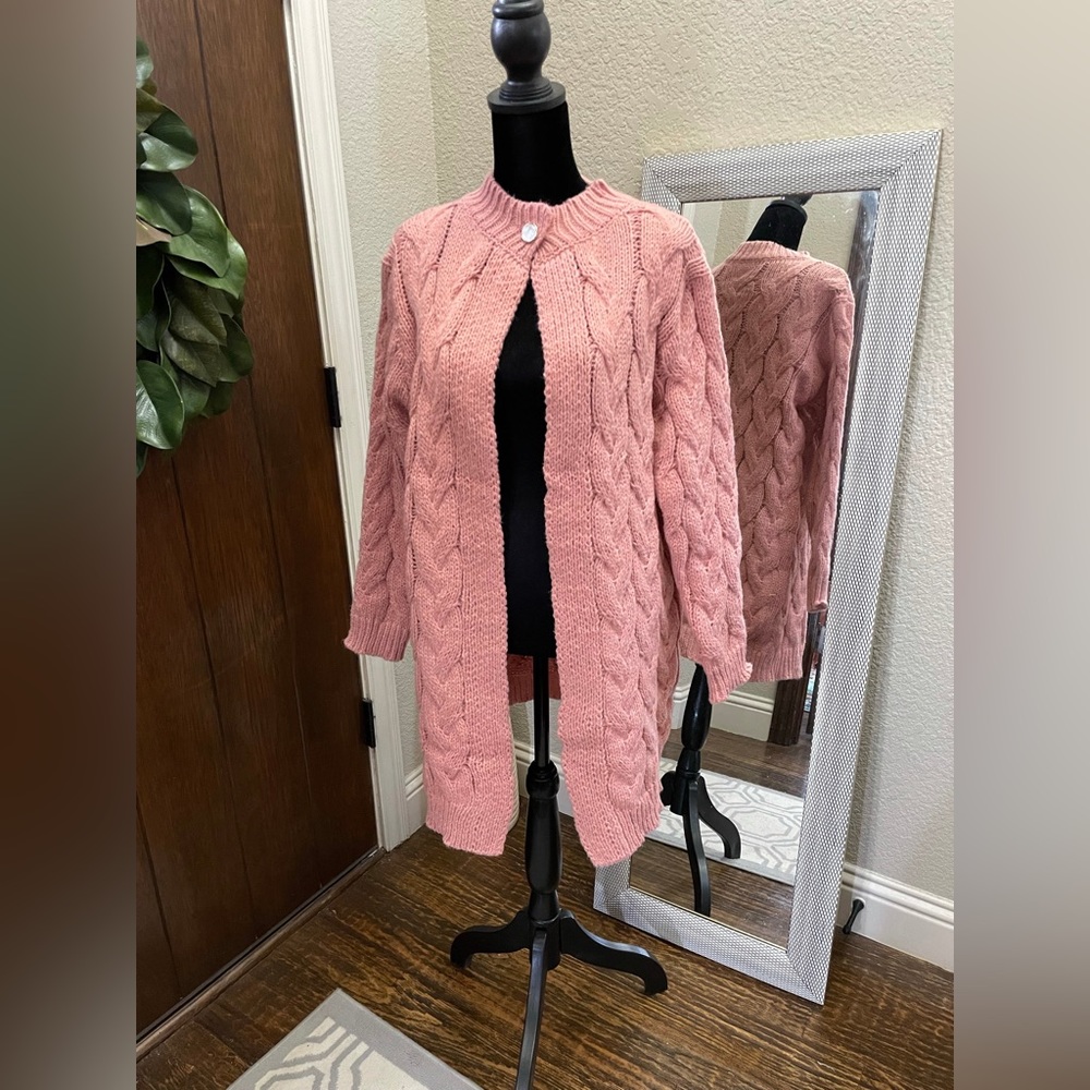 NEW! Pink Cable Knitted Cape Sweater Cardigan - Picture 4 of 4
